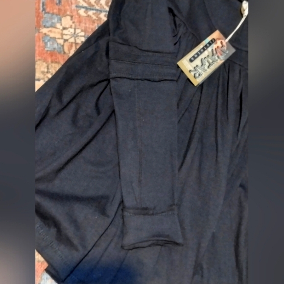 NWOT Avatar Black and Green Babydoll Tops - Picture 6 of 8